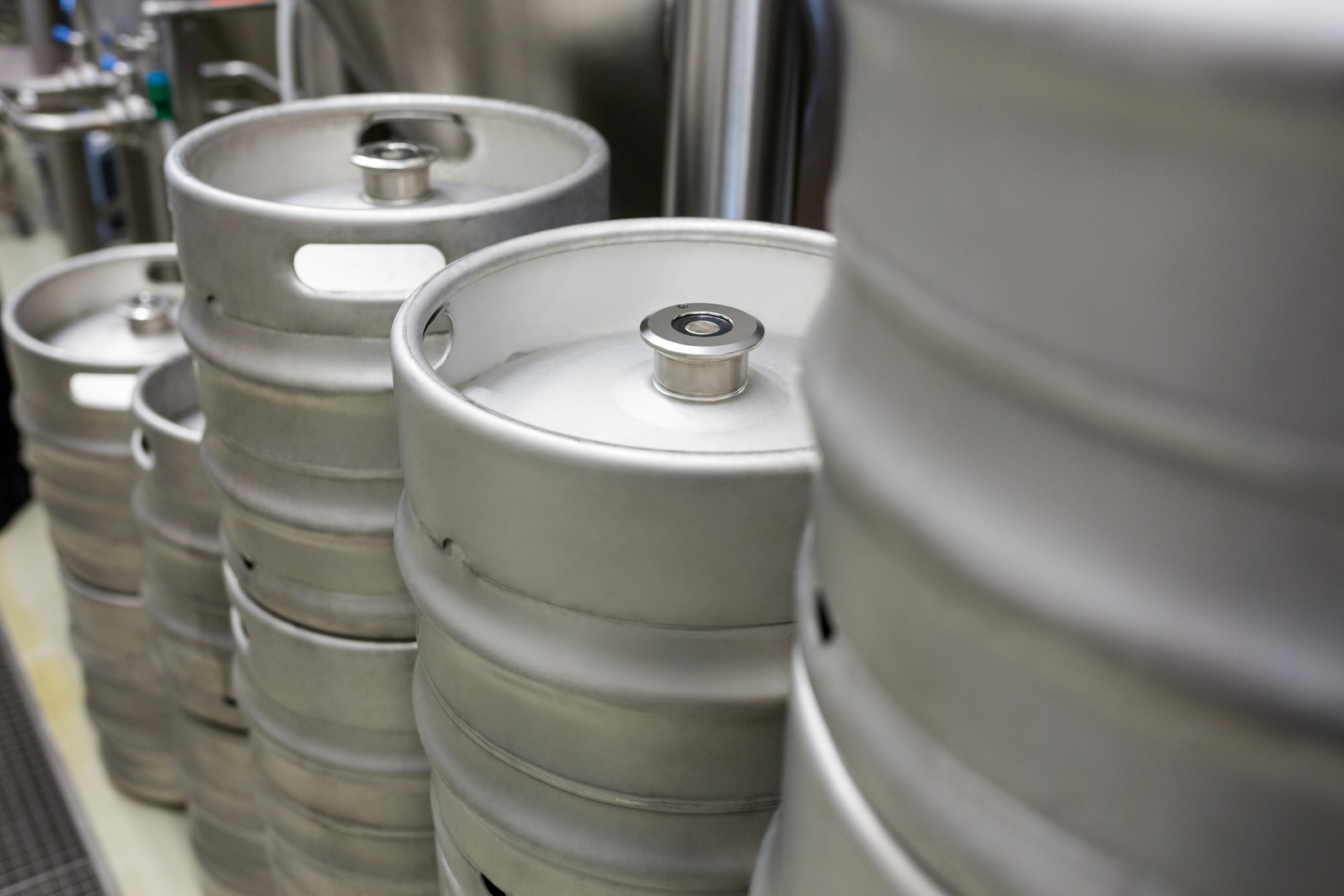 automatic keg filler